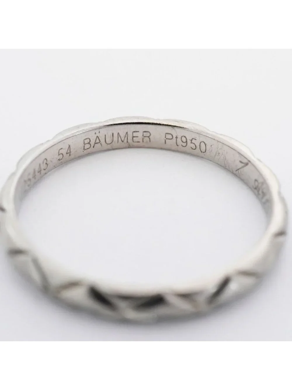 Chanel Ring Quilted Platinum 54 - Picture 6 of 11